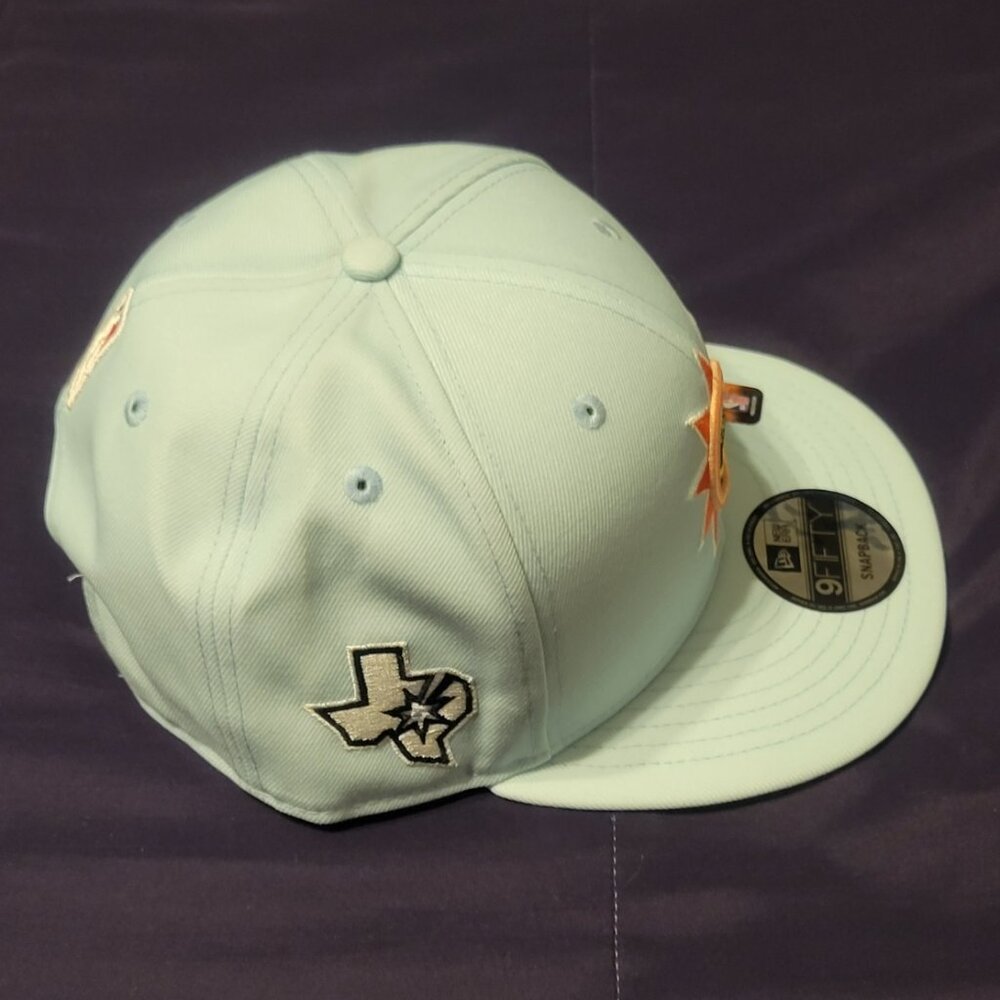 NEW ERA SAN ANTONIO SPURS 2024 CITY EDITION SNAPBACK - Picture 4 of 7